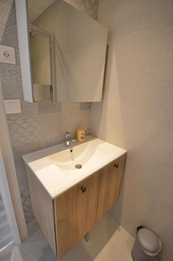 Studio + Balcon + Parking - Ultra Centre Apartment Annecy Ngoại thất bức ảnh